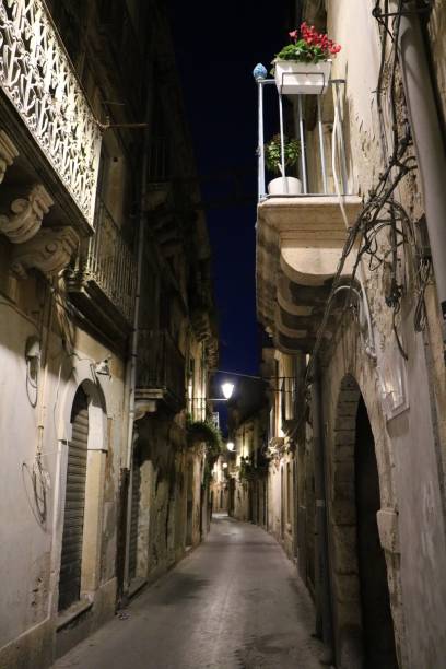 istock Night in Ortygia Syracuse, Sicily Italy 1077745454
