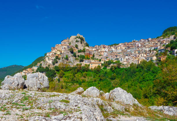 cervara di roma (itália) - província de roma - roma province - fotografias e filmes do acervo