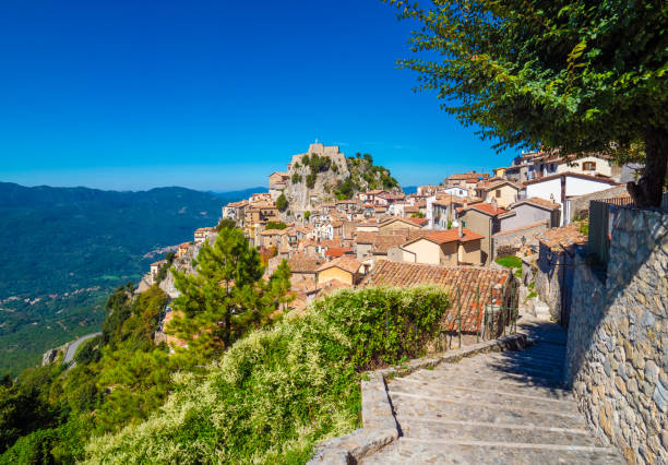 cervara di roma (itália) - província de roma - roma province - fotografias e filmes do acervo