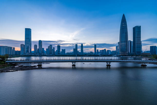 istock Shenzhen Bay Houhai CBD Skyline/Shenzhen City Scenery 1077875308