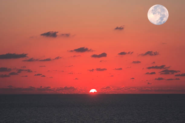 istock At the same time see the sun and the moon 1078028014