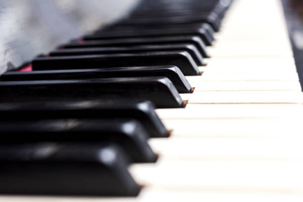 istock Piano keys black and white 1078031600