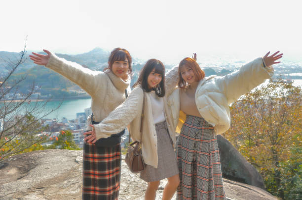 istock Girls travel image 1078059512