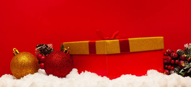 istock Gift and Christmas balls 1078157276