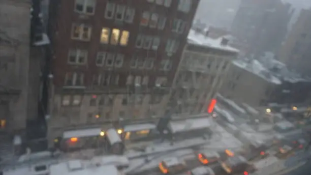 An afternoon snow in New York City