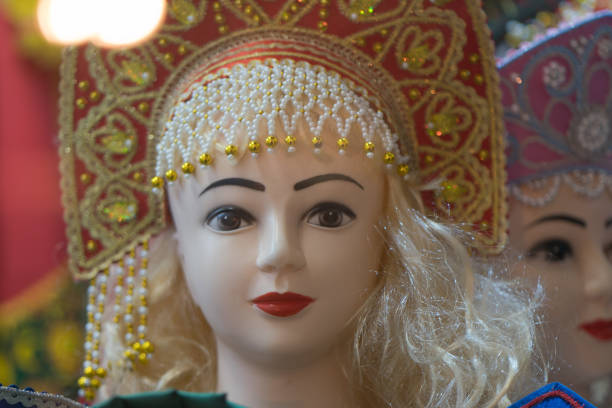 Dolls as mannequins