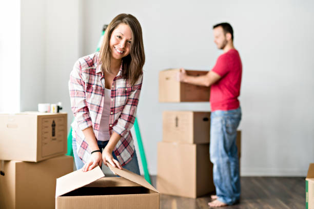 istock A loving Couple moving from house at day time 1078460210