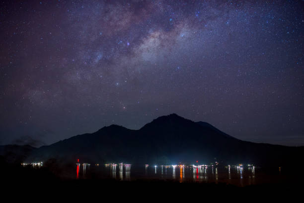 istock Danau Batoer at night under the stars 1078507666