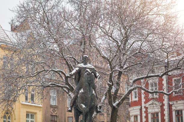 istock Monument to Danylo Halytskyi in Lviv 1078530202