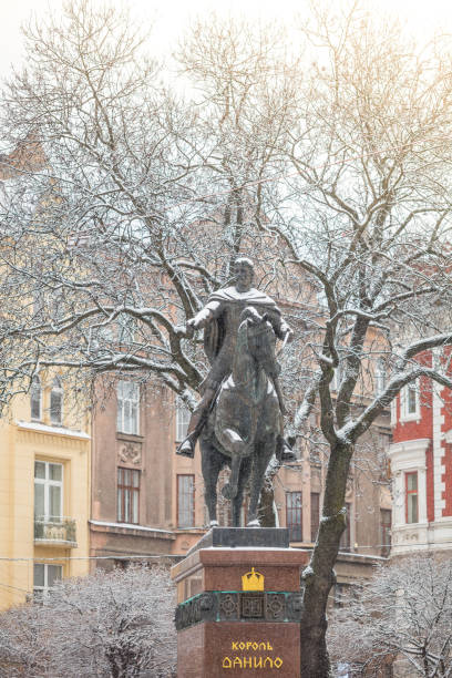 istock Monument to Danylo Halytskyi in Lviv 1078530264