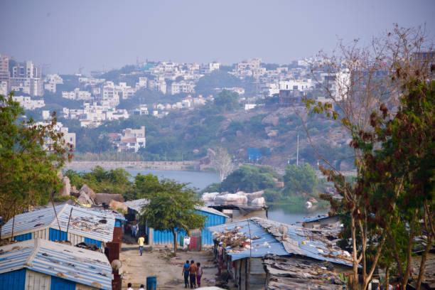 istock Slum overlooking city 1078587022