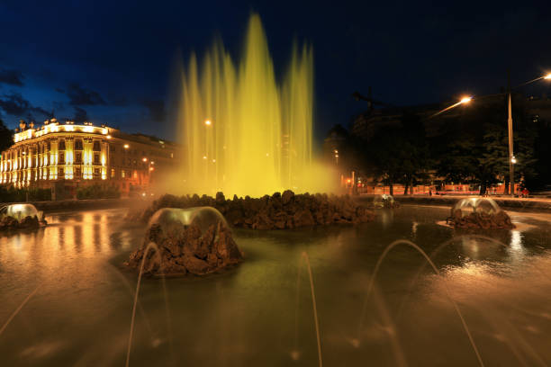 istock Hochstrahlbrunnen : fountain and Soviet War Memorial on Schwarzenbergplatz square Vienna, Austria 1078649672