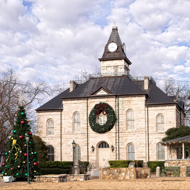 istock City Hall Courthouse in Small town 1078707554