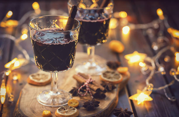 gorące grzane wino na boże narodzenie - mulled wine christmas tea heat zdjęcia i obrazy z banku zdjęć