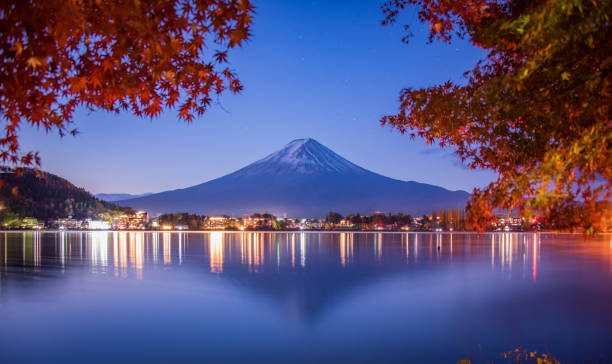 istock Mount Fuji in Autumn 1078867472