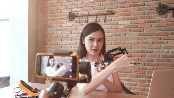 istock Woman recording video for DIY stuff preparation 1078961970