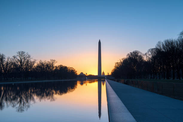 Washintotn Monument at Sunrise in Modern style, Washington DC Washintotn Monument at Sunrise in Modern style, Washington DC historical geopolitical location stock pictures, royalty-free photos & images