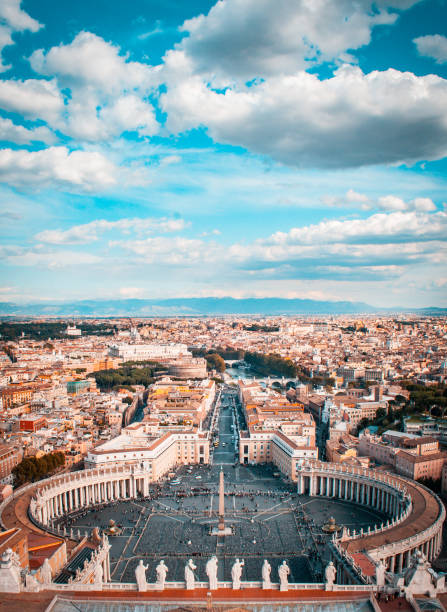 Aerial view of Piazza San Pietro in Vatican City Piazza San Pietro. Plaza located directly in front of St. Peter's Basilica. Vatican City, Rome, Italy.The Vtican city is declared a UNESCO World Heritage Site ref. 286 vatican stock pictures, royalty-free photos & images