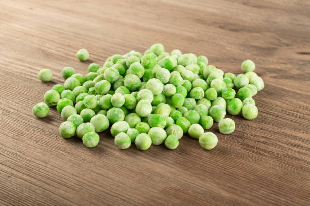 istock Frozen Sweet Green Peas 1079040662