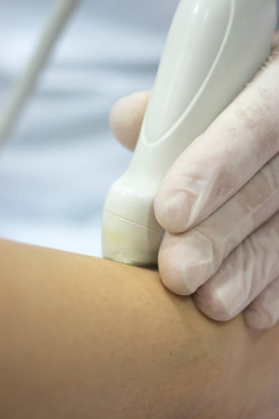 istock Physiotherapy clinic Intratissue Percutaneous Electrolysis EPI dry needling physiotherapist patient injury. 1079197896