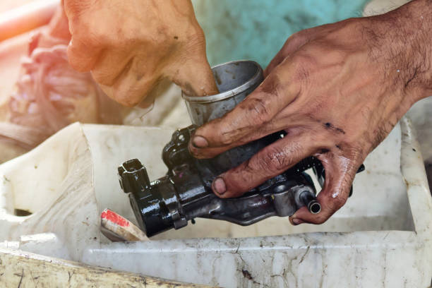 technician man cleaning Air Throttle technician man cleaning Air Throttle of car throttle stock pictures, royalty-free photos & images