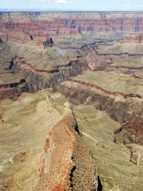 rzeka kolorado w wielkim kanionie z helikoptera - usa - canyon majestic grand canyon helicopter zdjęcia i obrazy z banku zdjęć