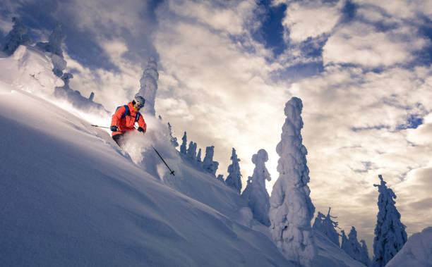 powder-skiing - skiing powder snow flash snow stock-fotos und bilder