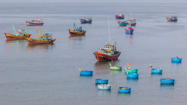 istock vissersboten; fishing vessel 1079852998