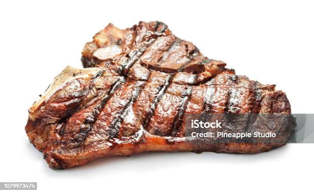 Filete De Ternera Aislado Foto de stock y más banco de imágenes de Bistec - Bistec, Recortable, Cocido a la parrilla