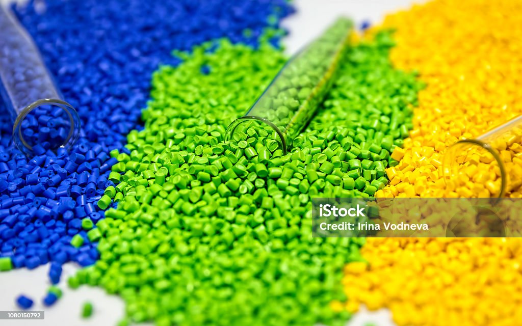 Kunststoff-Granulaten. Polymer-Granulat. Polymeren Farbstoff. Farbstoff-Pellets. - Lizenzfrei Plastikmaterial Stock-Foto