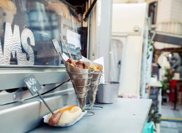 istock Food truck tapas 1080171250