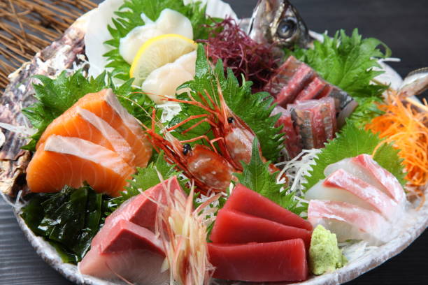 taze sashimi plaka - sashimi stok fotoğraflar ve resimler