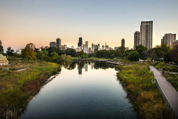 istock Sunset in Chicago - downtown district skyscrapers - skyline 1080295404