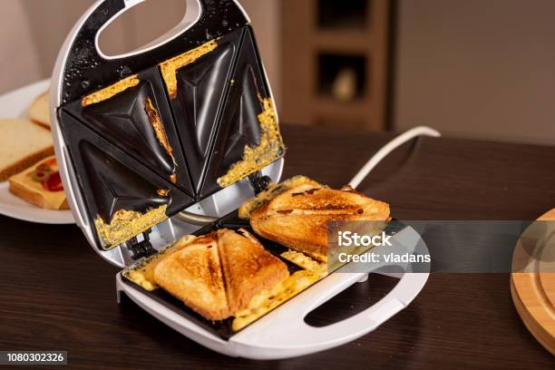 Hot Sandwiches In A Sandwich Maker Stock Photo - Download Image Now -  Appliance, Balance, Bread - iStock