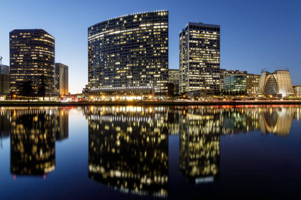 istock Oakland skyline panoramic view with Lake Merritt Reflections at blue hours. 1080606284
