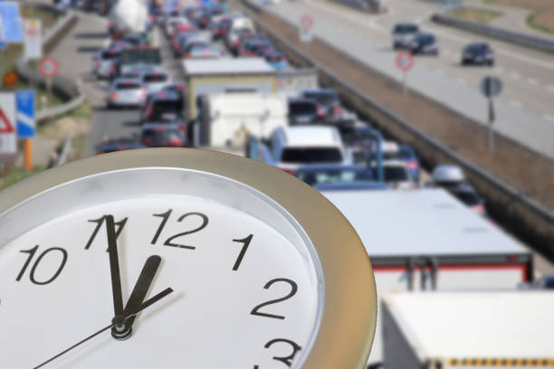 istock Five minutes to twelve: Road traffic 1080890506