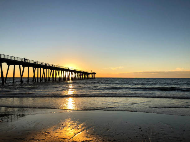 istock Hermosa Beach and pier at Sunset in winter 1081050164