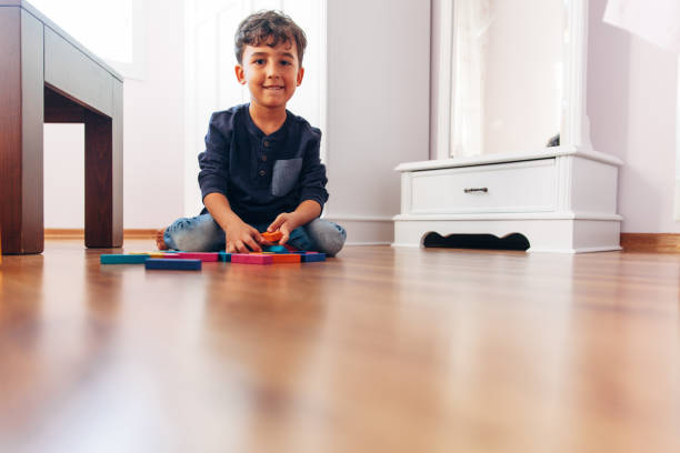 istock Happiness boy in indoors 1081059590