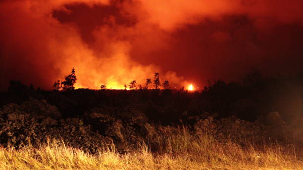 istock The Red Road, Pahoa Hawaii 1081122690