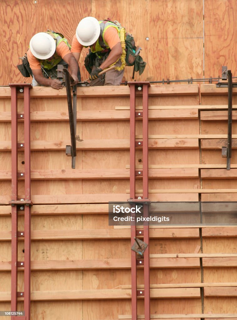 Equipe de trabalhadores de construção de trabalho - Foto de stock de Construção de Estrada royalty-free