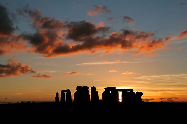 istock Silhouette of Stonehenge at Sunset 108126579