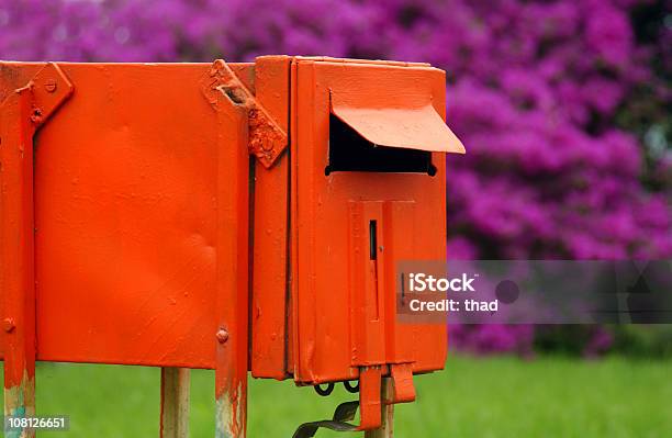 Casella Postale - Fotografie stock e altre immagini di Ambientazione esterna - Ambientazione esterna, Arancione, Arrugginito