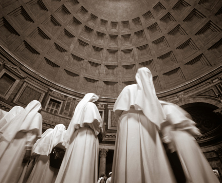 Nun Statues in Pantheon