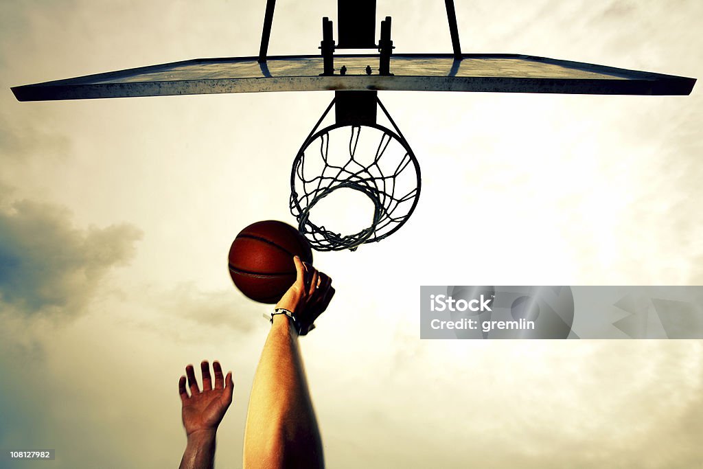 Joueur de basket - Photo de Rebond libre de droits