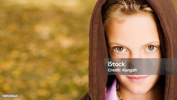 Retrato Masculino - Fotografias de stock e mais imagens de 6-7 Anos - 6-7 Anos, Aluno, Ao Ar Livre