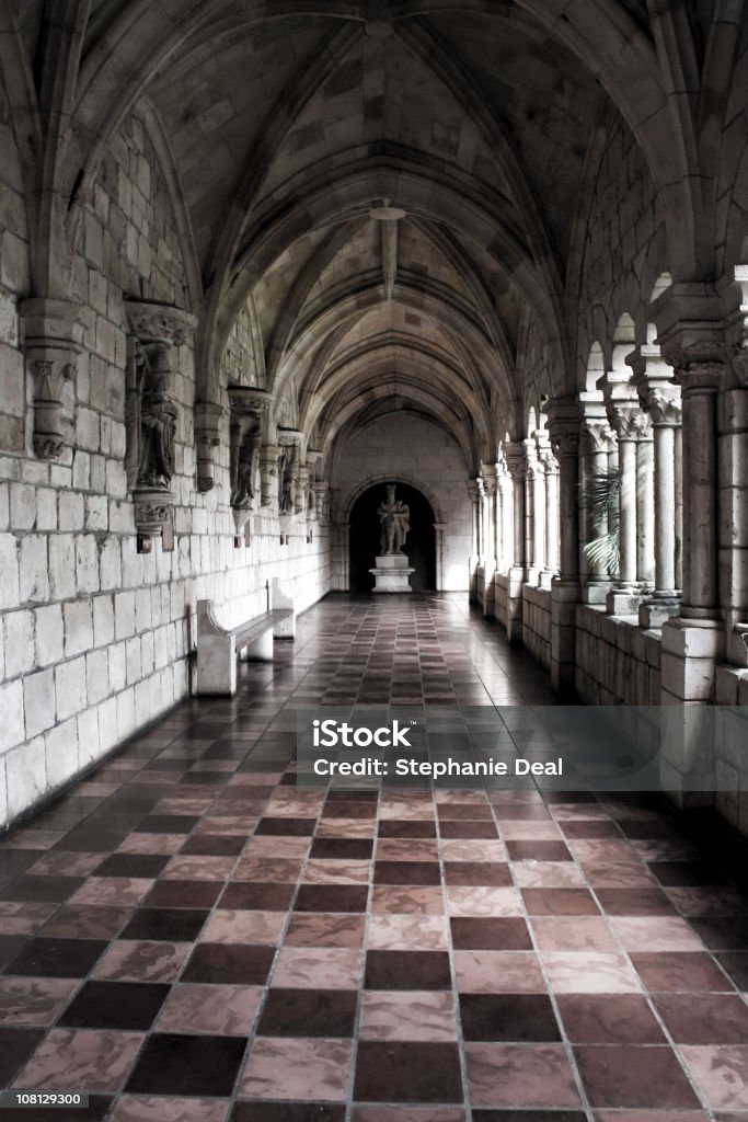 Kloster Flur mit Marmorboden und gewölbte Glasdach - Lizenzfrei Architektonische Säule Stock-Foto