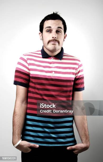 Foto de Retrato De Jovem Homem Com Bigode E Camisa Às Riscas e mais fotos de stock de 20-24 Anos