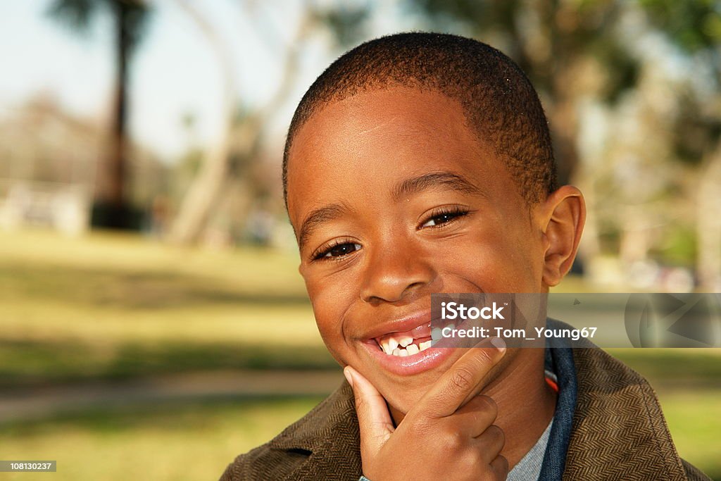 Niño sonriente Horizontal - Foto de stock de Africano-americano libre de derechos