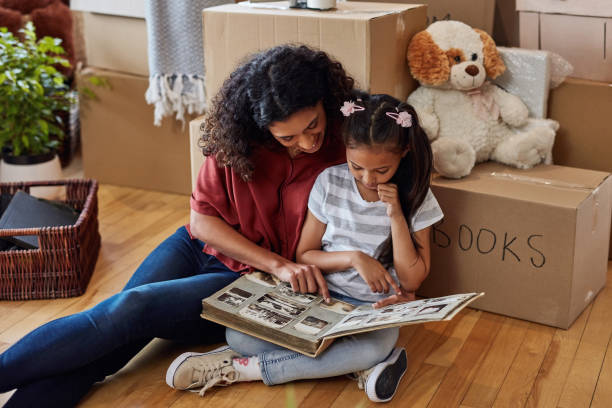 istock Look how small your mommy was 1081350524