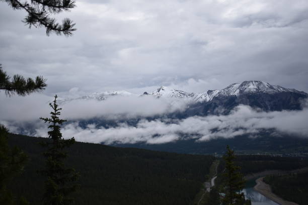 istock Kananaskis Country 1081477394